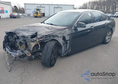 2012 BMW 528I xDrive z USA, uszkodzony, nr VIN WBAXH5C58CDW11657